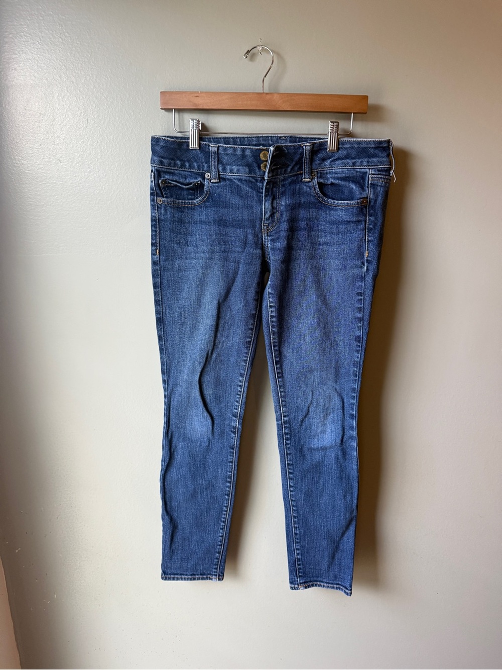 American Eagle Super Skinny Stretch Jeans – Women’s Approx. 29” Waist